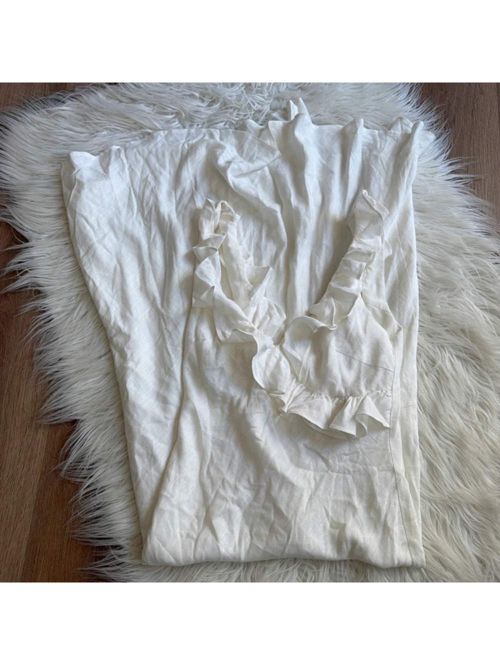 Selfie Leslie White fairy dress with ruffles  size S